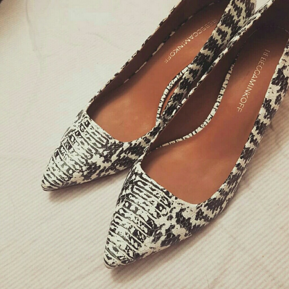 *NEW* Rebecca Minkoff Snake Print Midi-heels